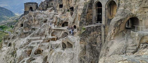10-Hour Vardzia, Rabati and Borjomi Tour with Georgian Wine