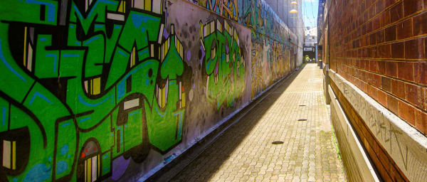 1-Hour Cairns Hipster and Street Art Tour with Rusty's Market