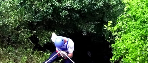 Full-Day Black Hole Hike in Belize with Actun Loch Tunich Rappel