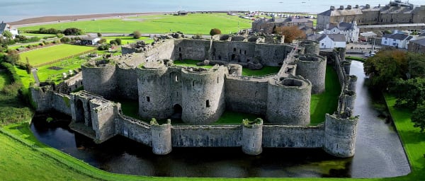4-Hour Beaumaris Castle Tour with Historic Town Walk