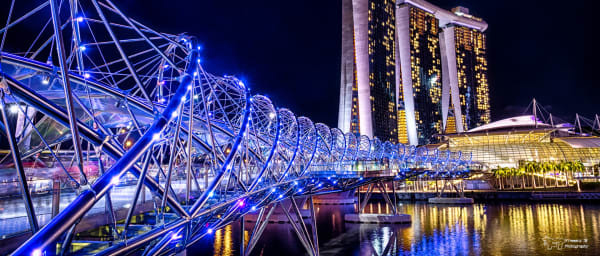 3-Hour Singapore Walking Tour with Tea Tasting and Marina Bay Shows