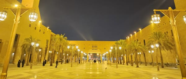 6-Hour Riyadh City Tour with Museum, AlMasmak Fort and Souq