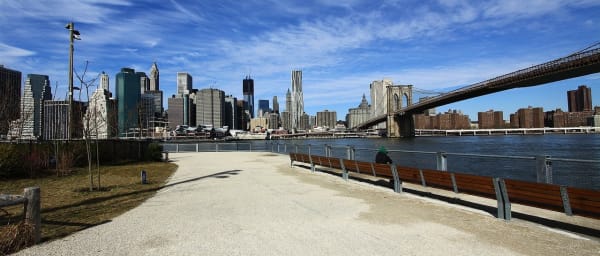 2-Hour Wall Street Walking Tour in Lower Manhattan with Brooklyn Bridge