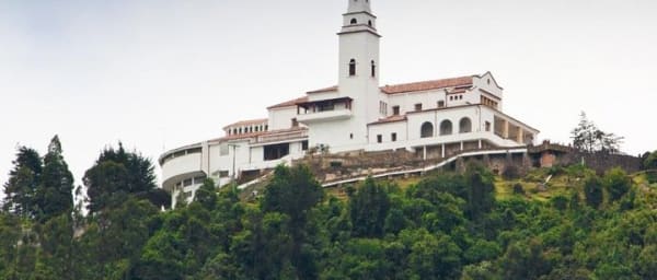 Solo para Pasajeros en Tránsito: Tour Relámpago Bogotá (Regreso Garantizado).