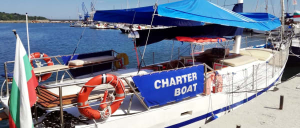 Superb Black Sea Yacht Picnic with Food & Drinks