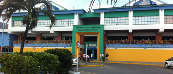 Traslado Hotel/Alojamiento al Aeropuerto Gustavo Rojas Pinilla -Isla de San Andrés