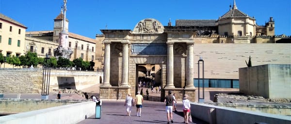 Cordoba group trip with pick.up at Costa del Sol