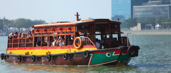 Private History & Culture Tour with River Cruise, Hawker Dinner & Tea Tasting
