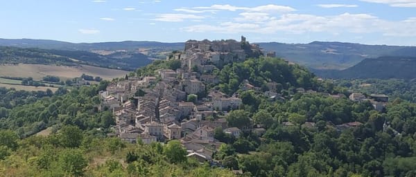 Albi and Cordes sur Ciel Private Day Tour from Toulouse