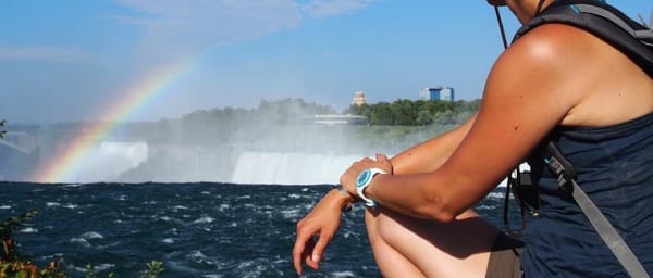 Niagara Falls Day Trip by Air with Cruise from NYC