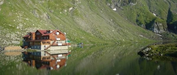 Transfagarasan Highway and Poienari Fortress - Day Tour from Brasov