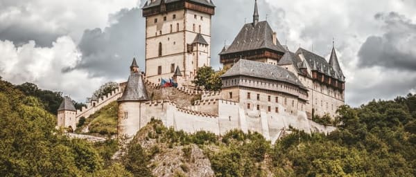 Private Karlstejn castle tour from Prague with glassworks & lunch