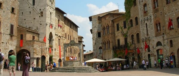 San Gimignano Private Walking Tour With A Professional Guide
