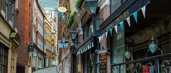 Wizarding London: Interactive Game & Magical Walking Tour
