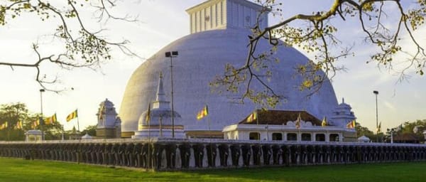 Anuradhapura and Aukana All Inclusive Day Tour From Colombo