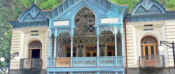 Private Day Trip: Stalin Museum, Uplistsikhe and Borjomi Park