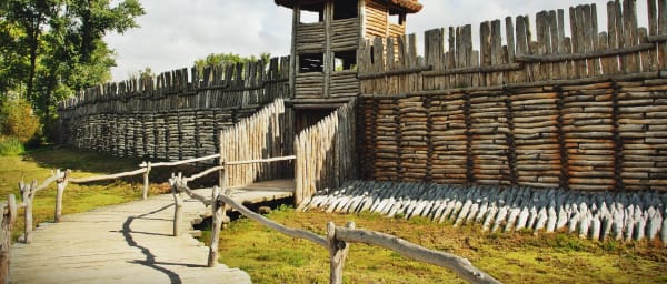 Wielkopolska Treasures: Gniezno - Biskupin - Wenecja - PRIVATE tour from Poznan (8h)