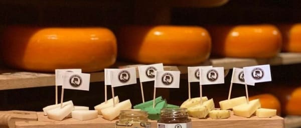 Bruges Food Tour: 8 Tastings of Local Delicacies