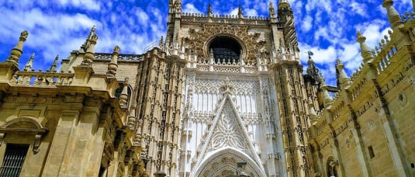 Guided Walking Tour in Seville