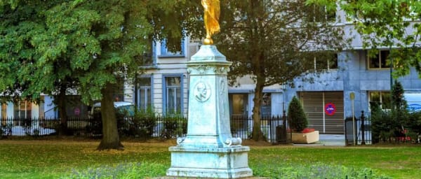 Brussels Treasure Hunt: Gold Quest Walking Adventure