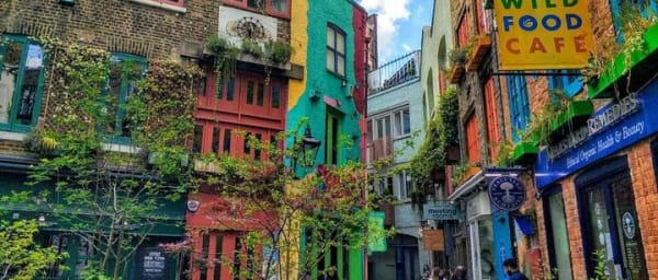 LGBTQ Detective Mystery Outdoor Escape Game in London