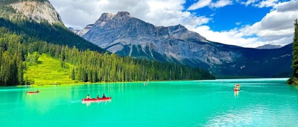Private Banff and Yoho National Park Tour with Moraine Lake