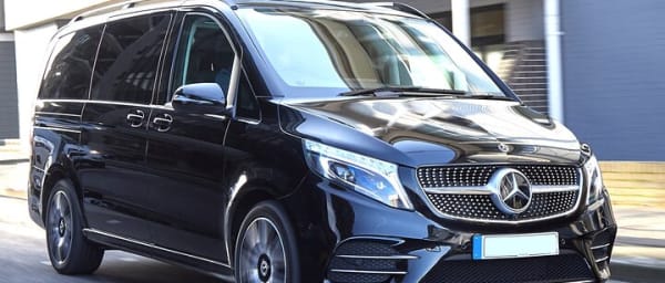 Barcelona Airport BCN Round-Trip Private Transfer by Luxury Van