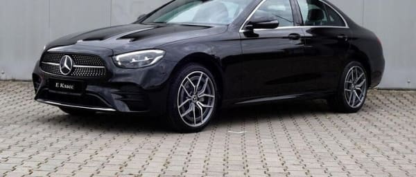 Airport Transfer: Helsinki to Airport HEL by Business Car