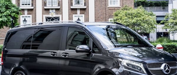 Airport Transfer: London to Heathrow Airport LHR by Luxury Van
