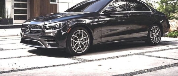 Airport Transfer: Frankfurt to Airport FRA by Business Car