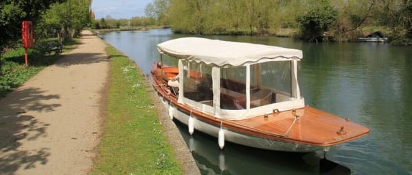 Oxford River Cruise + Walking Tour to Iffley village