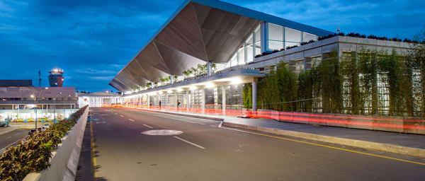 Traslado Hotel/Alojamiento al Aeropuerto Internacional Alfonso Bonilla Aragon - Cali