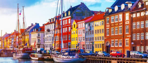 The Little Mermaid & The Prince of Copenhagen - City Exploration Game!