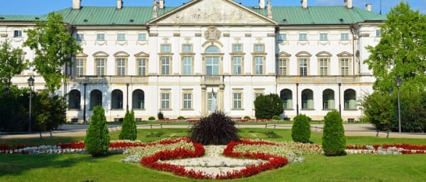 Warsaw Across the Ages - City exploration game!
