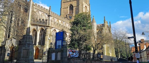 Maid Marian and Robin Hood in Nottingham - City Exploration Game!