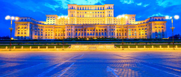 1-Day Bucharest Palace Tour with Communist-Era Landmarks