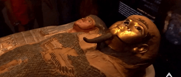 8-Hour Giza Pyramids and Egyptian Museum Tour with Lunch