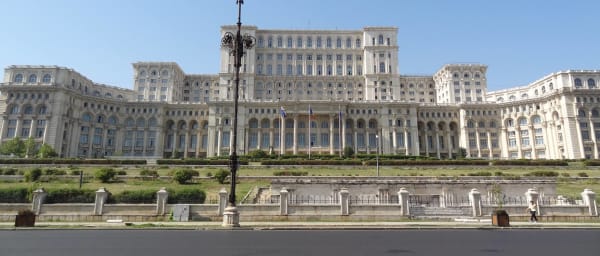 4-Hour Bucharest City Tour with Revolution Square and Parliament