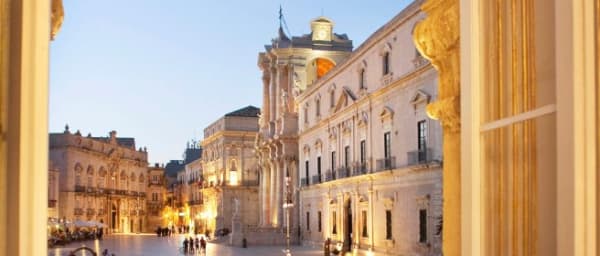 4-Hour Syracuse Walking Tour with Ionian Sea Views