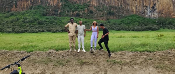 2-Day Hell's Gate and Lake Naivasha Adventure with Boat Ride