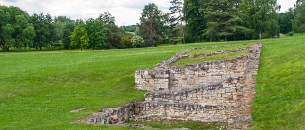 6-Hour WWII History Tour of Prague and Lidice with Anthropoid Sites