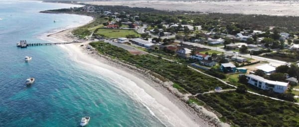 8-Hour Pinnacles Desert Tour from Perth with Yanchep and Lancelin