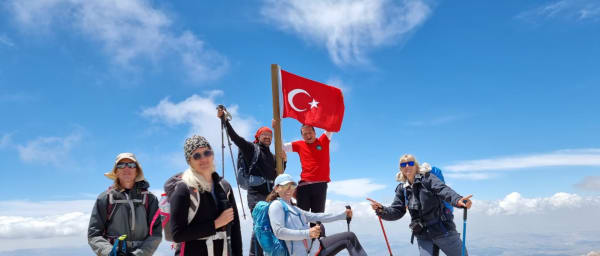 2-Day Western Taurus Mountains Trek to Uyluk Summit with Camping