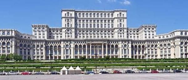 3-Hour Bucharest Communism Walking Tour with 1989 Revolution Sites