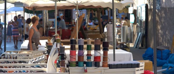 2-Hour Montego Bay Shopping Tour with Richmond Hill Views