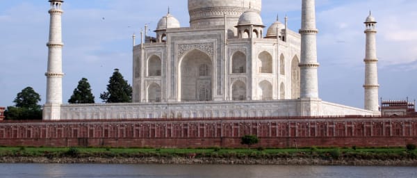 14-Hour Taj Mahal Tour in Agra with Ancient Inlay Art Workshop