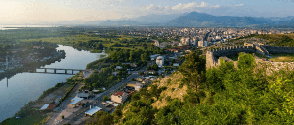 10-Hour Shkodra and Rozafa Castle Tour with Mesi Bridge and Shirokë