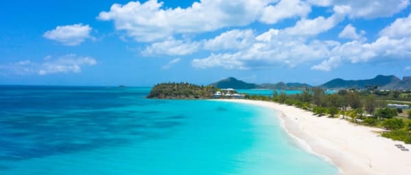 5-Hour Antigua Island Tour with Dockyard, Pineapple Tasting and Beach