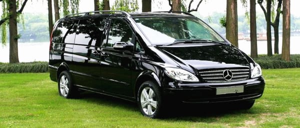 2-Hour Private Guangzhou Airport Transfer with Hotel Pickup or Drop-off