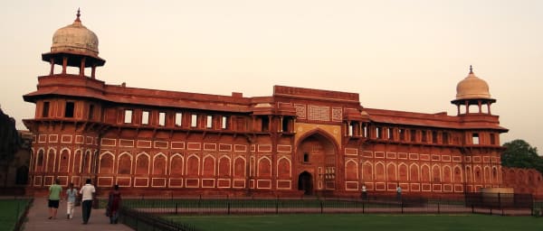 Full-day Agra Tour from Delhi by Shatabdi Express